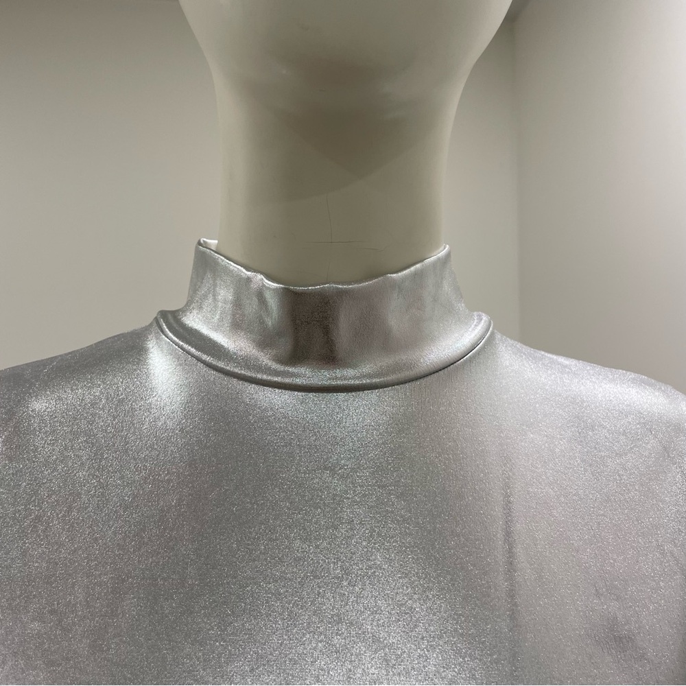 Elegant Silver Women's Metallic Bodysuit - Picture 5 of 16